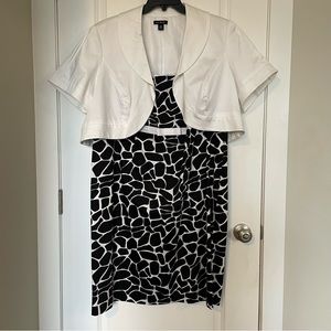 Le Bos black & white sleeveless dress with white bolero - 20W